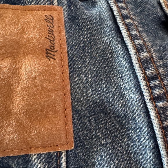 Madewell Barrel Darted Jeans Size 31 - Picture 3 of 6